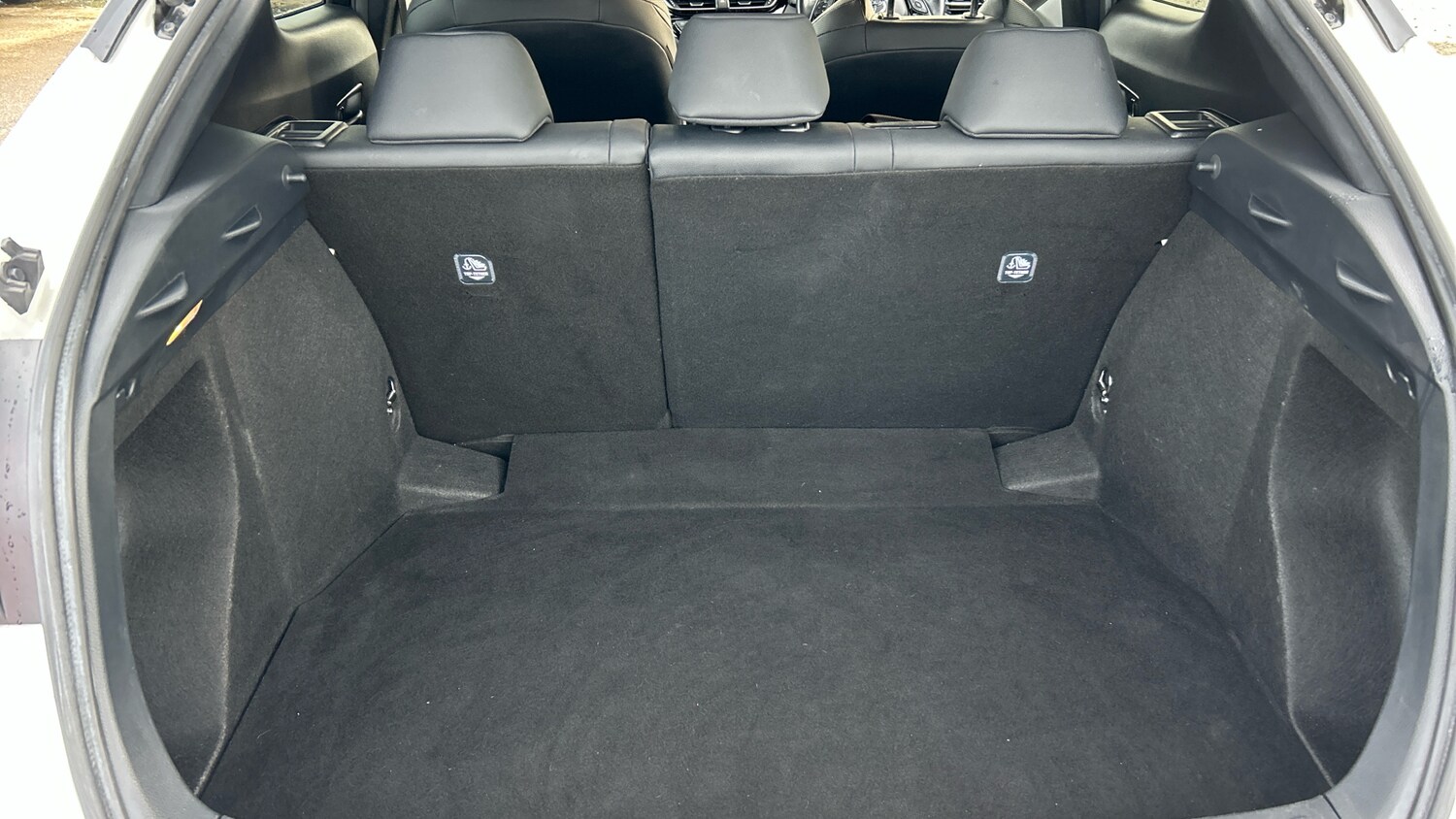 Used Toyota C-HR 2020 for sale - 76780046: Photo 14