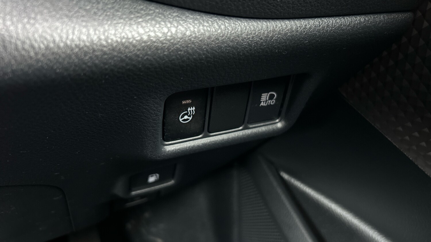 Used Toyota C-HR 2020 for sale - 76780046: Photo 29