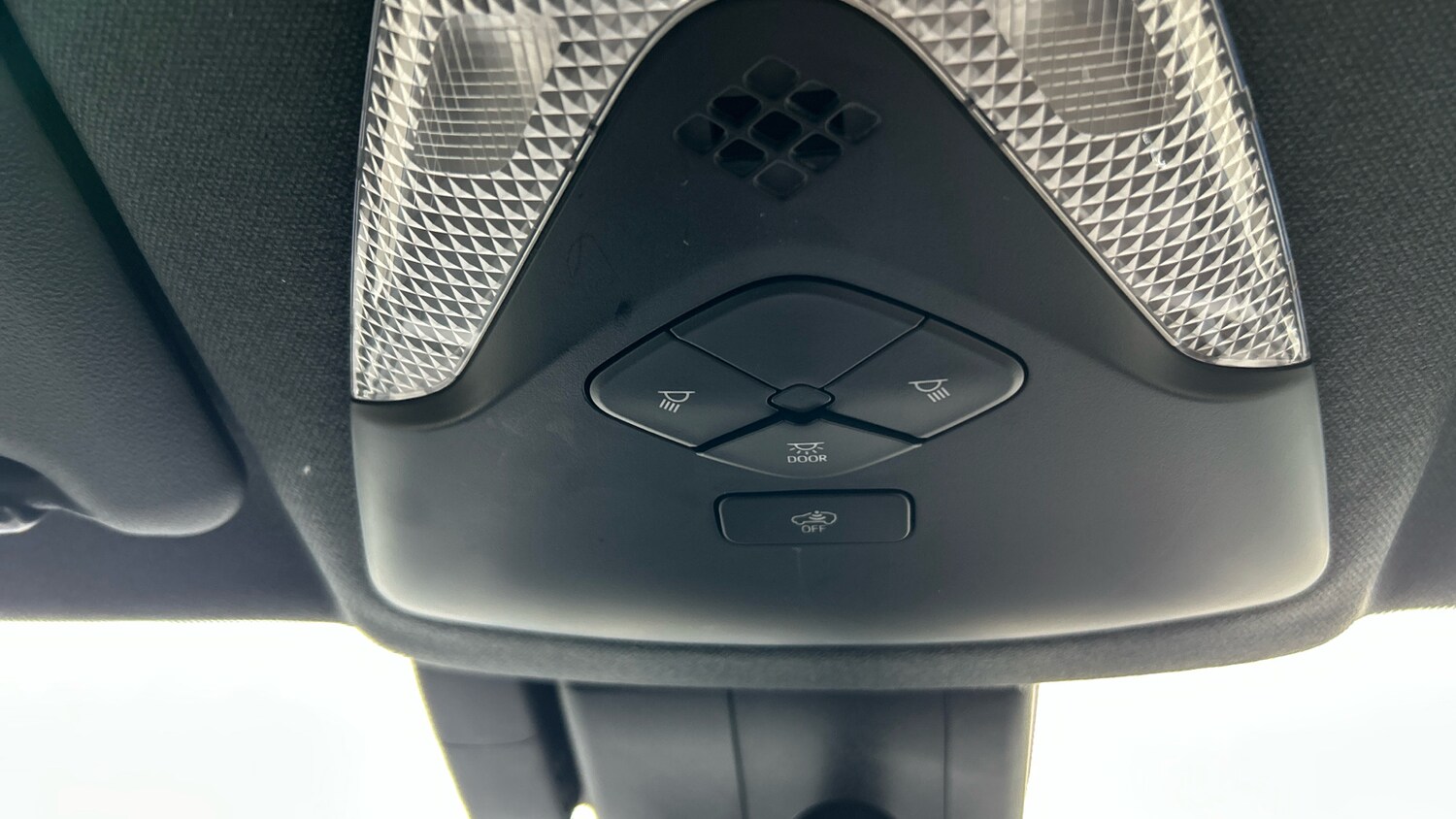 Used Toyota C-HR 2020 for sale - 76780046: Photo 40