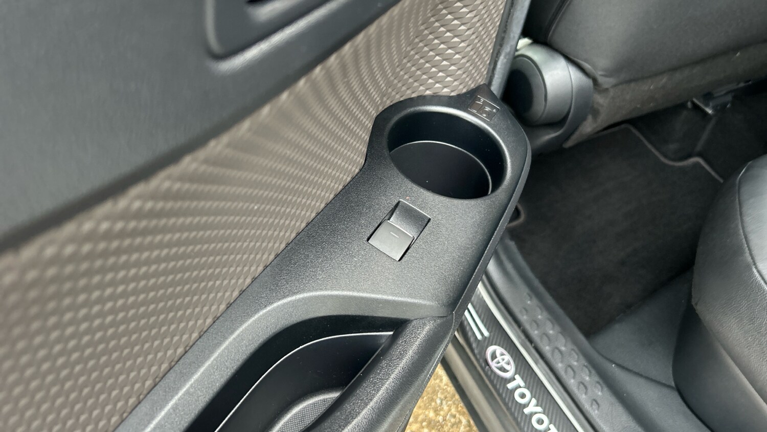 Used Toyota C-HR 2020 for sale - 76780046: Photo 45