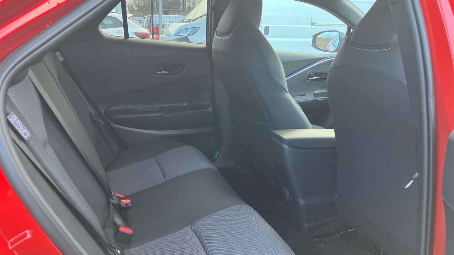 Used Toyota C-HR 2025 for sale - 77802292: Photo 12