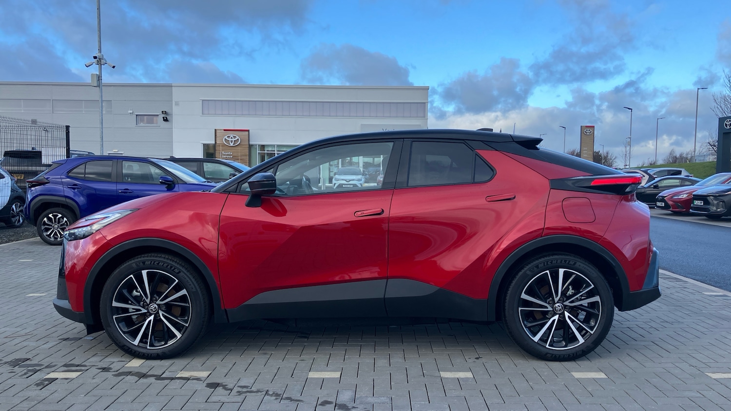 Used Toyota C-HR 2025 for sale - 77802292: Photo 17