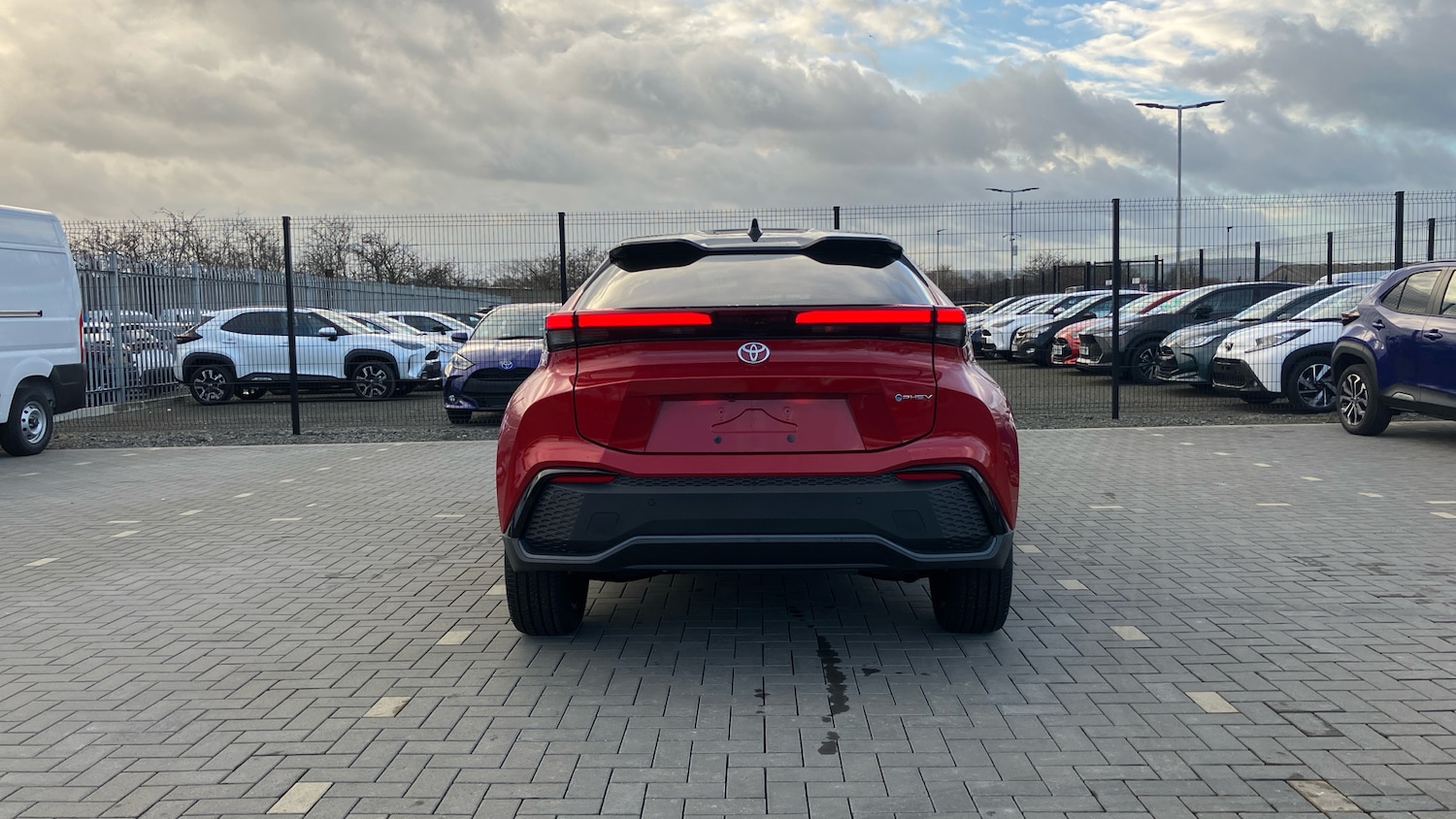 Used Toyota C-HR 2025 for sale - 77802292: Photo 19