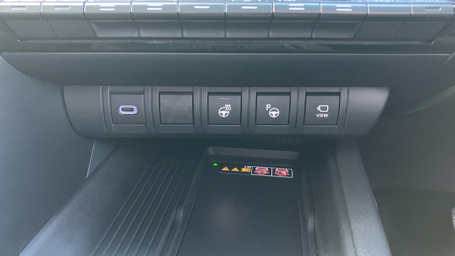 Used Toyota C-HR 2025 for sale - 77802292: Photo 30