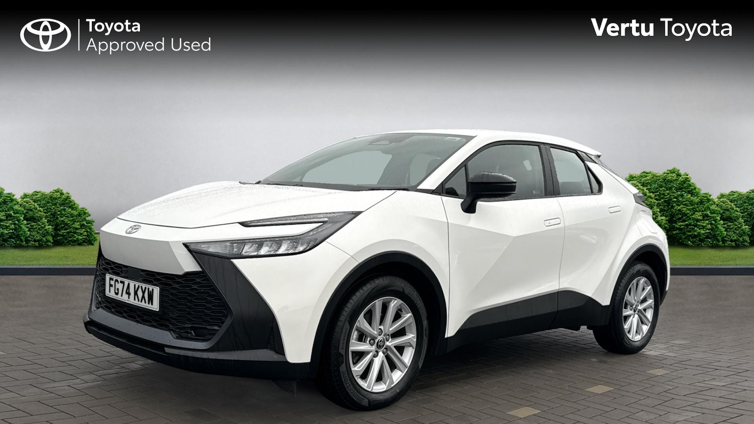 Used Toyota C-HR 2024 for sale - 76719920: Photo 3