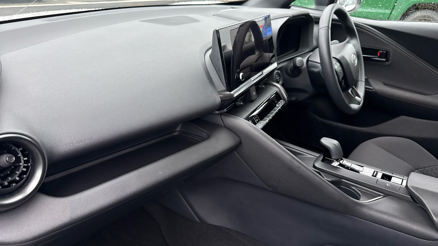 Used Toyota C-HR 2024 for sale - 76719920: Photo 34