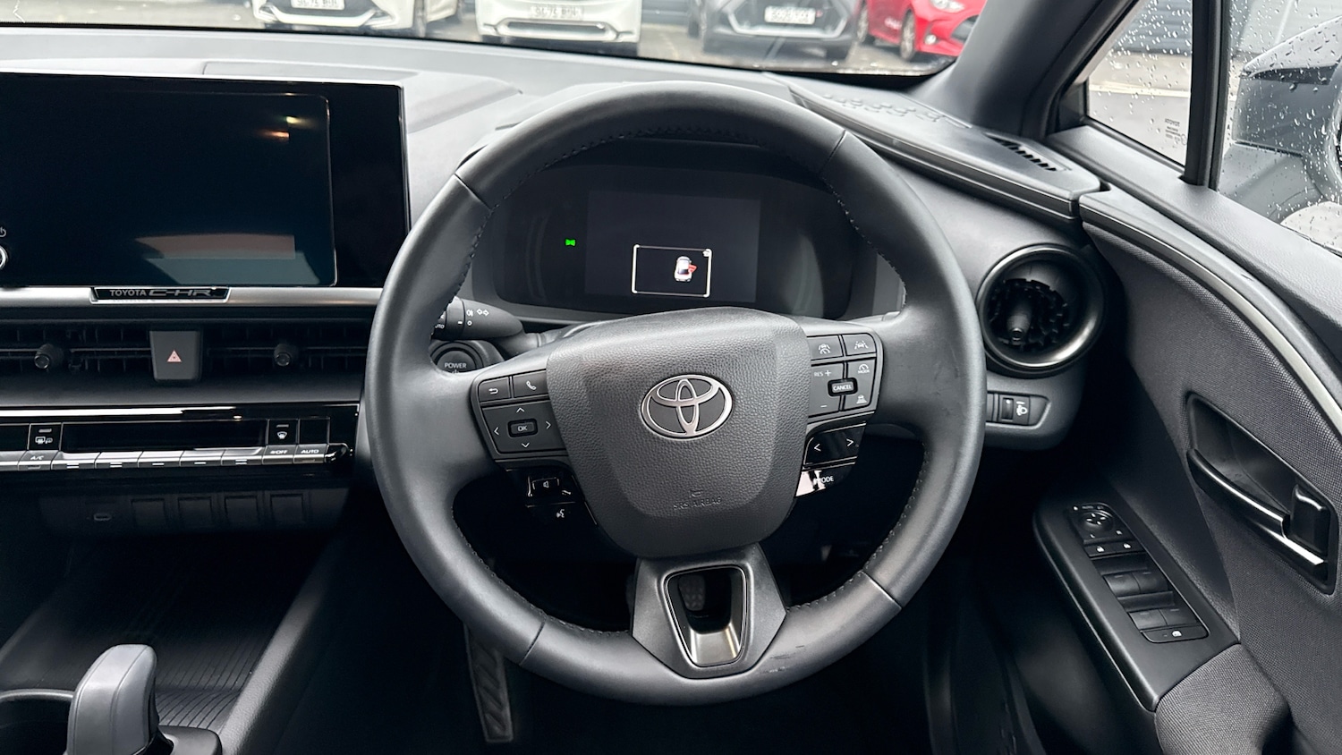 Used Toyota C-HR 2024 for sale - 76719920: Photo 6