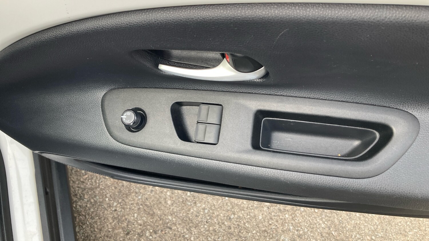 Used Toyota Aygo X 2024 for sale - 78198691: Photo 32