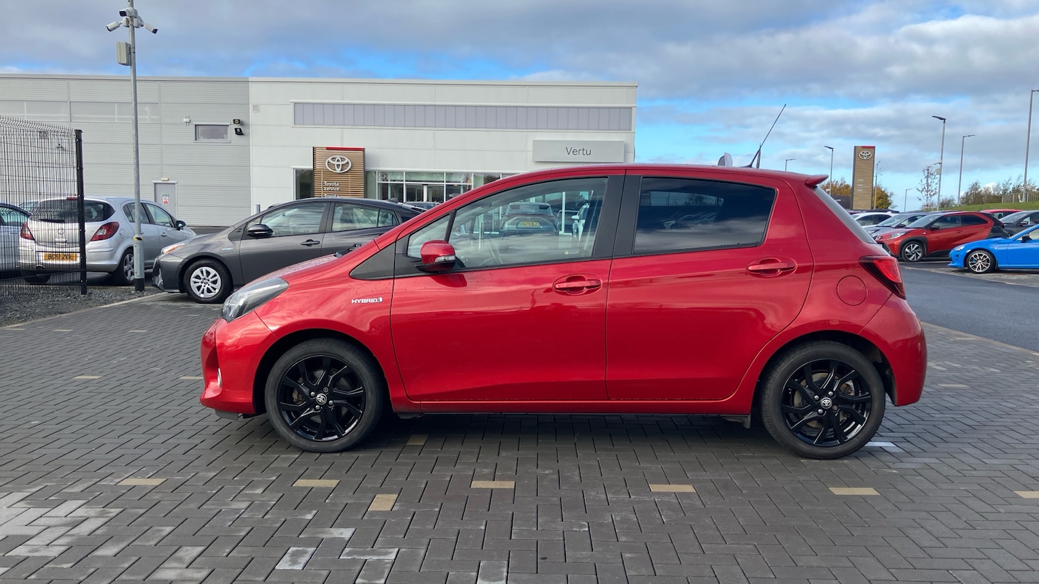Used Toyota Yaris 2016 for sale - 76321675: Photo 17