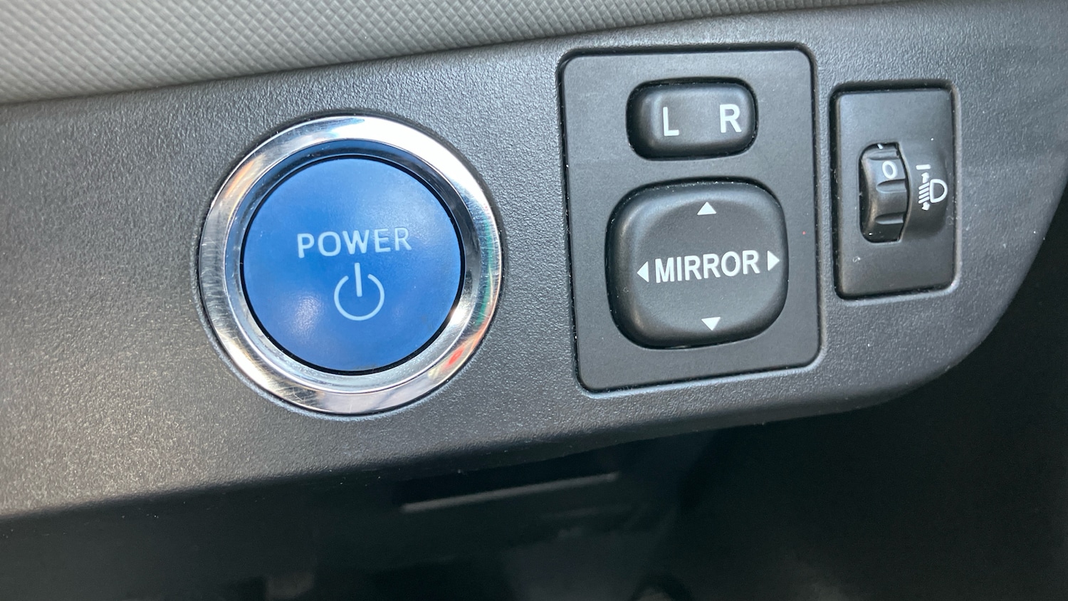 Used Toyota Yaris 2016 for sale - 76321675: Photo 21