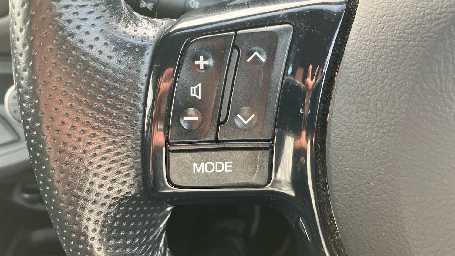 Used Toyota Yaris 2016 for sale - 76321675: Photo 24