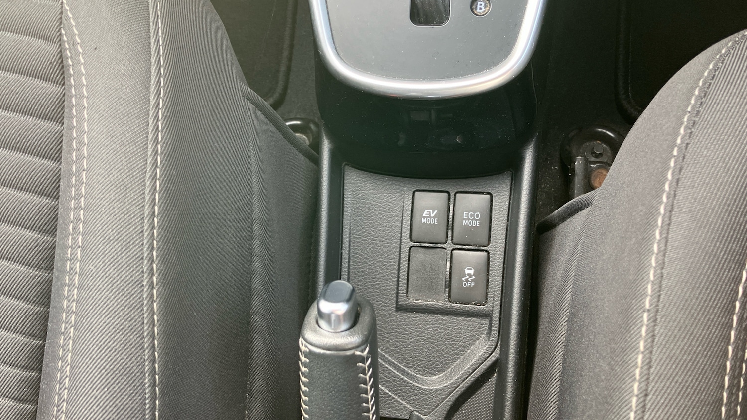 Used Toyota Yaris 2016 for sale - 76321675: Photo 31