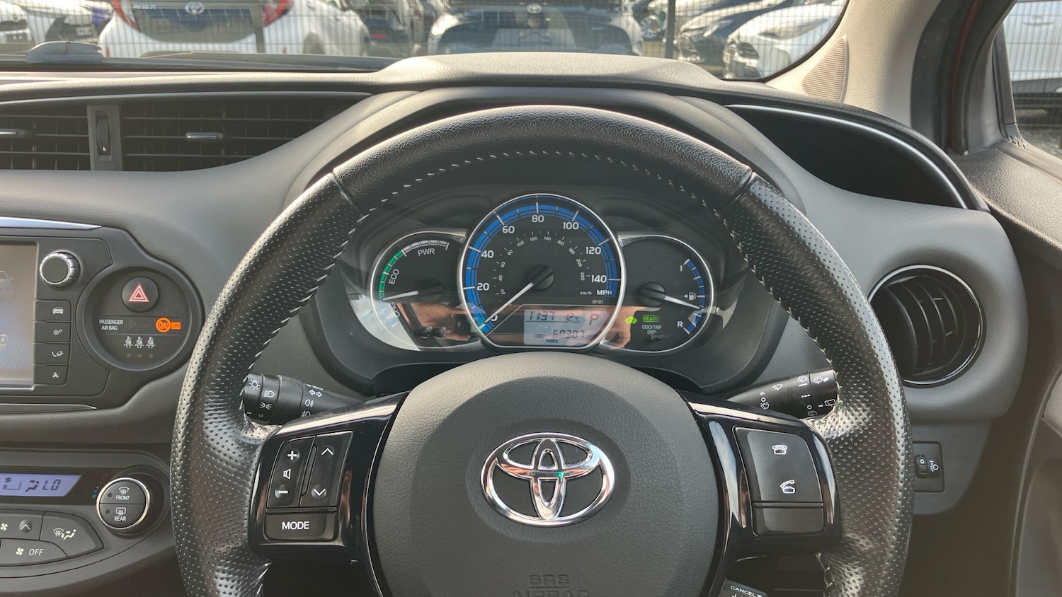 Used Toyota Yaris 2016 for sale - 76321675: Photo 8