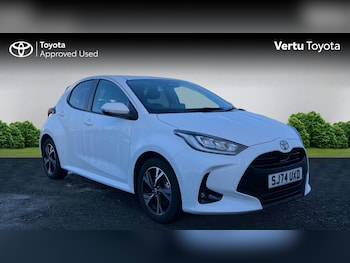 Used Toyota Yaris 2024 for sale - 77036642: Photo