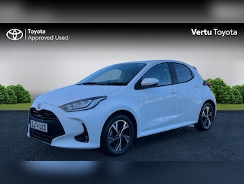 Used Toyota Yaris 2024 for sale - 77036642: Photo