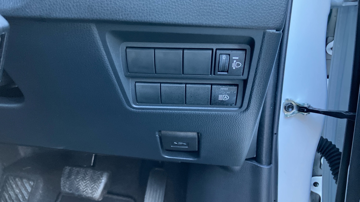 Used Toyota Yaris 2024 for sale - 77036642: Photo 42