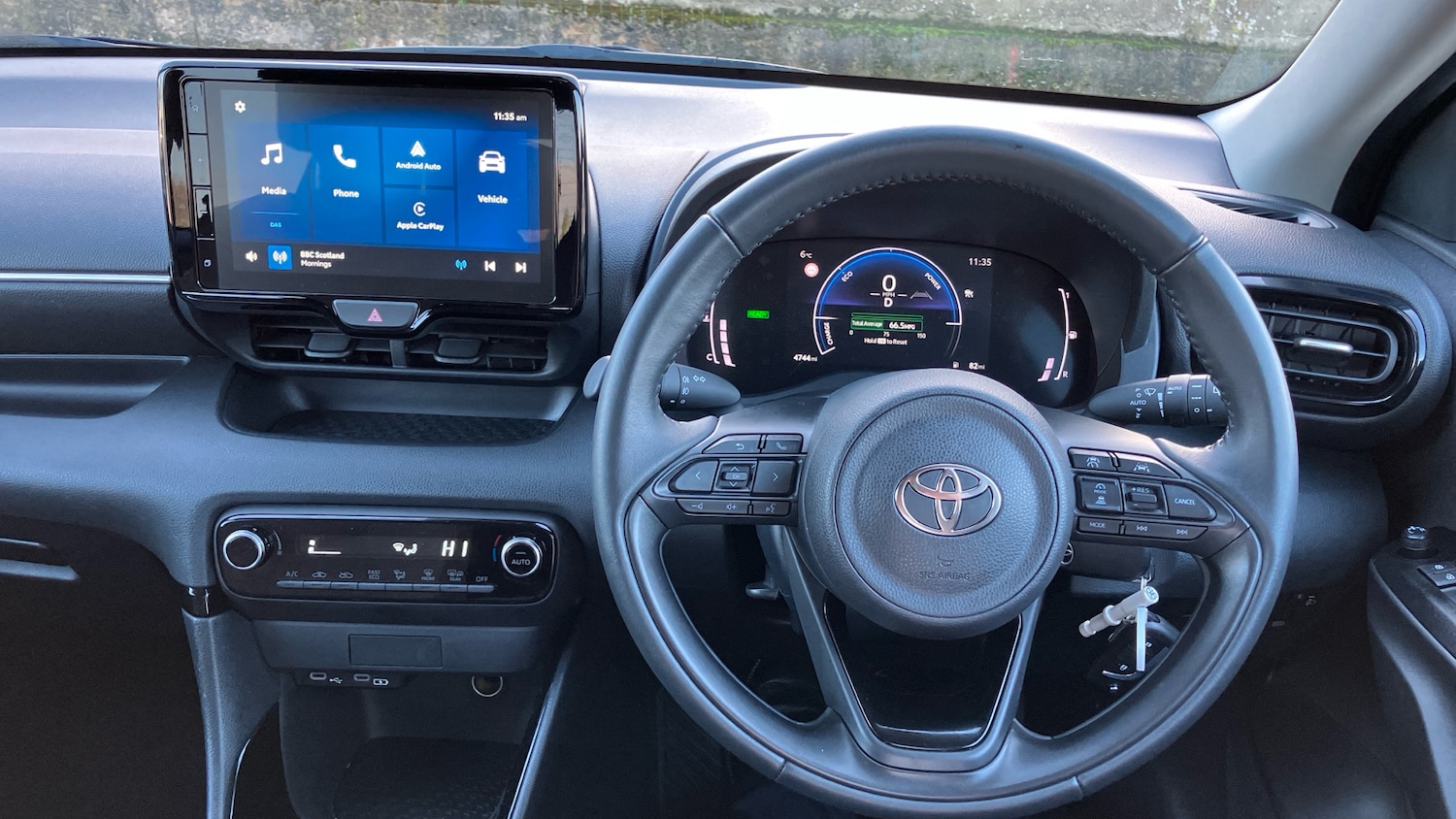 Used Toyota Yaris 2024 for sale - 77036642: Photo 5