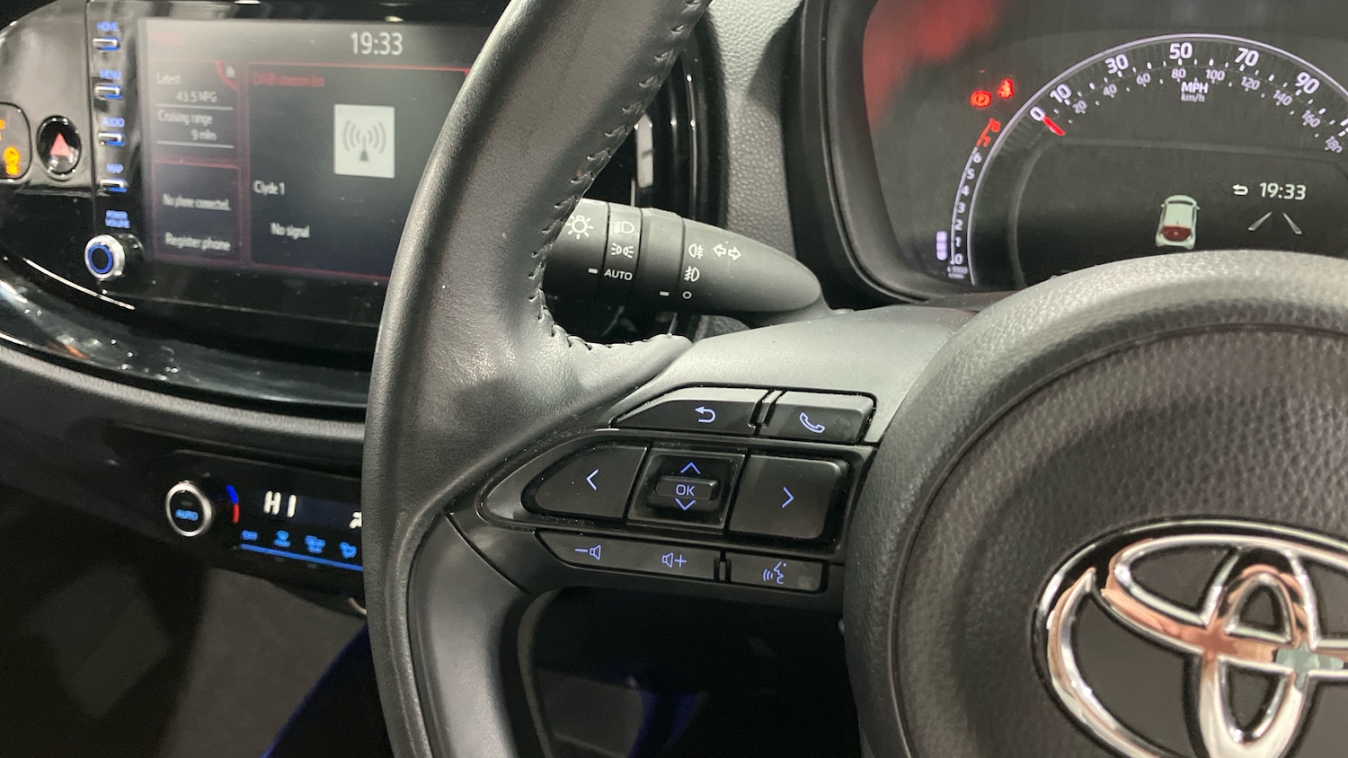 Used Toyota Aygo X 2023 for sale - 76844754: Photo 23