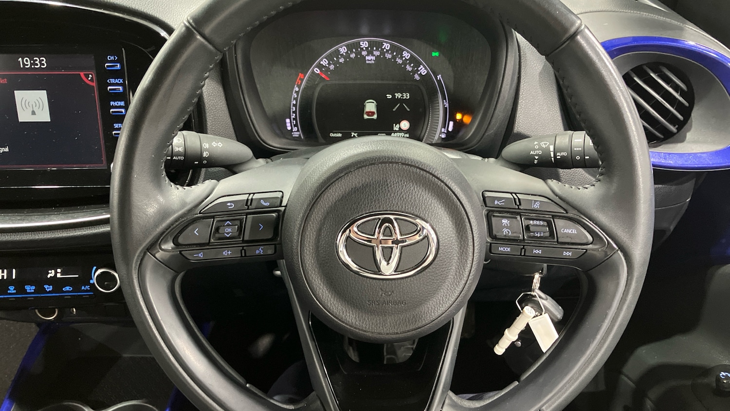 Used Toyota Aygo X 2023 for sale - 76844754: Photo 6