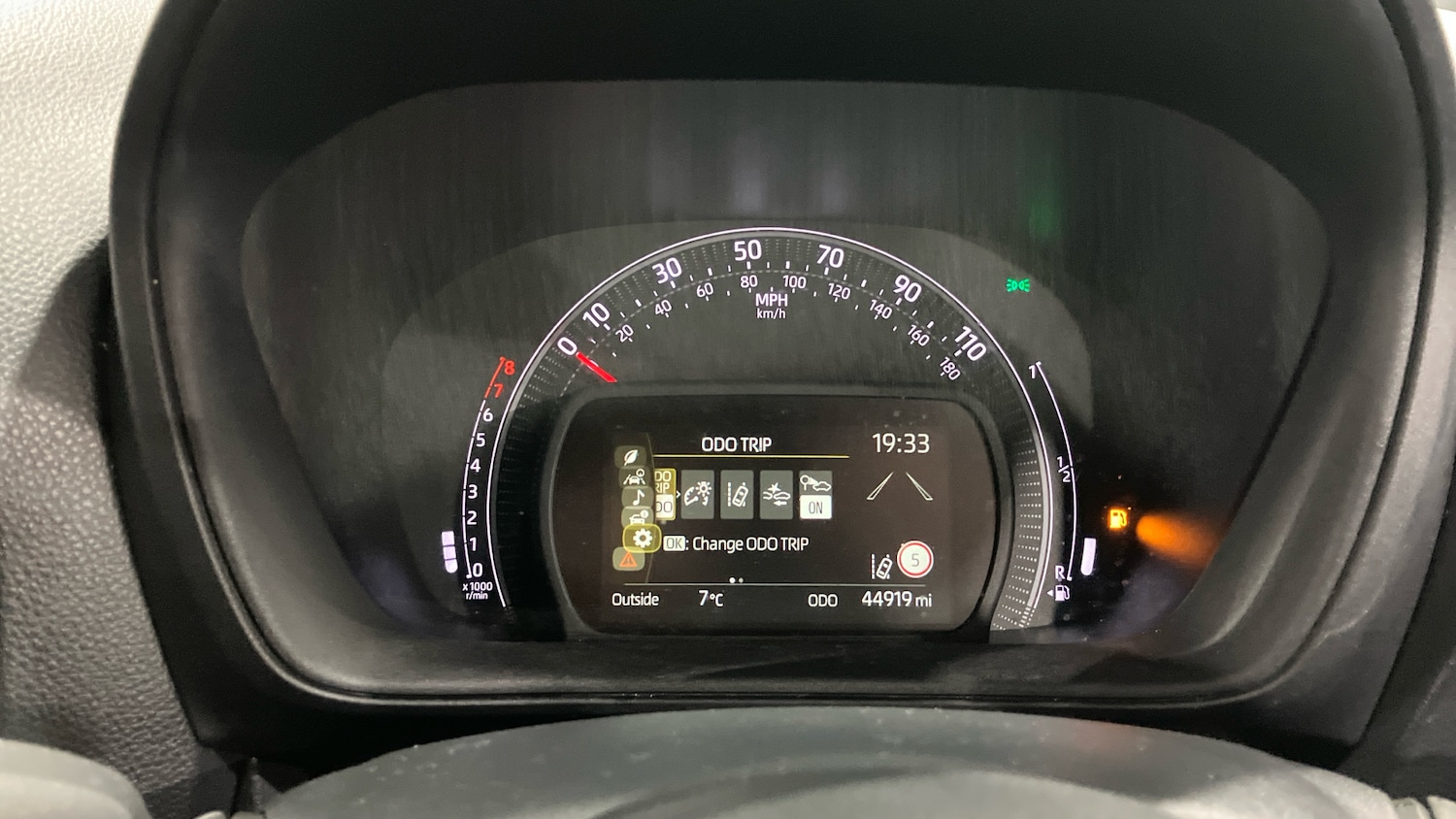 Used Toyota Aygo X 2023 for sale - 76844754: Photo 9