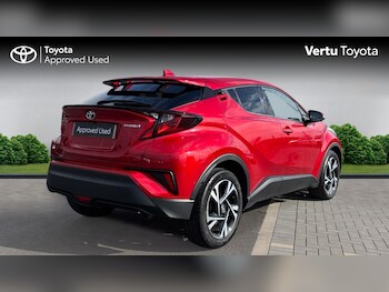 Used Toyota C-HR 2023 for sale - 77963100: Photo