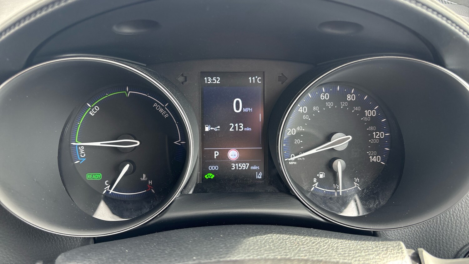 Used Toyota C-HR 2023 for sale - 77963100: Photo 9