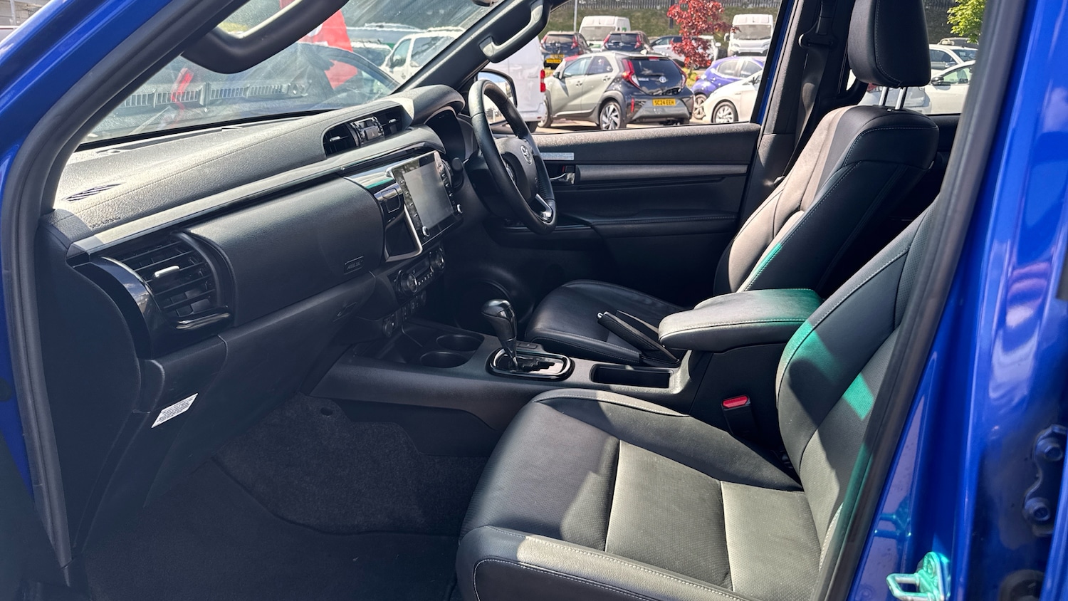 Used Toyota Hilux 2023 for sale - 76541729: Photo 10