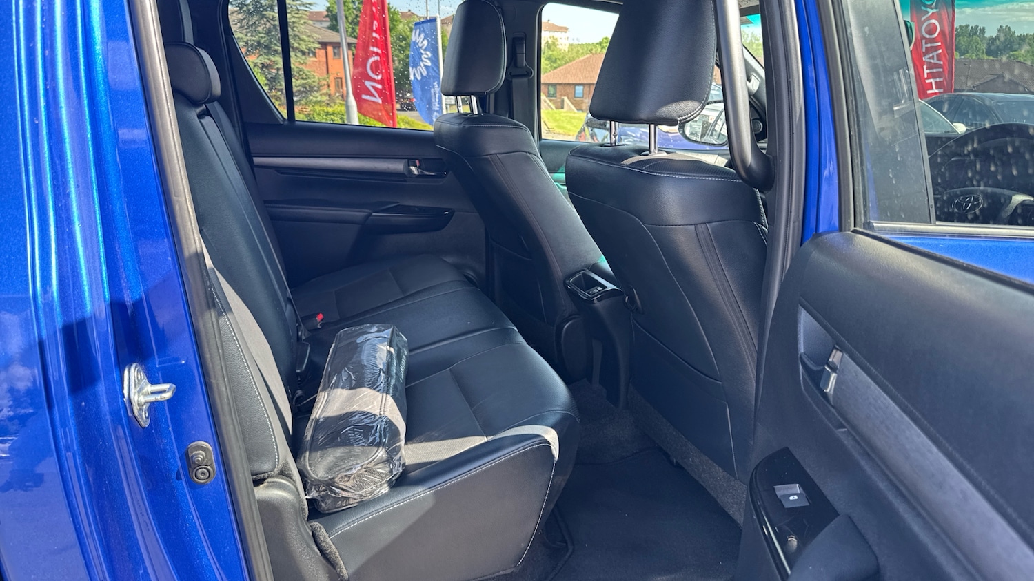 Used Toyota Hilux 2023 for sale - 76541729: Photo 12