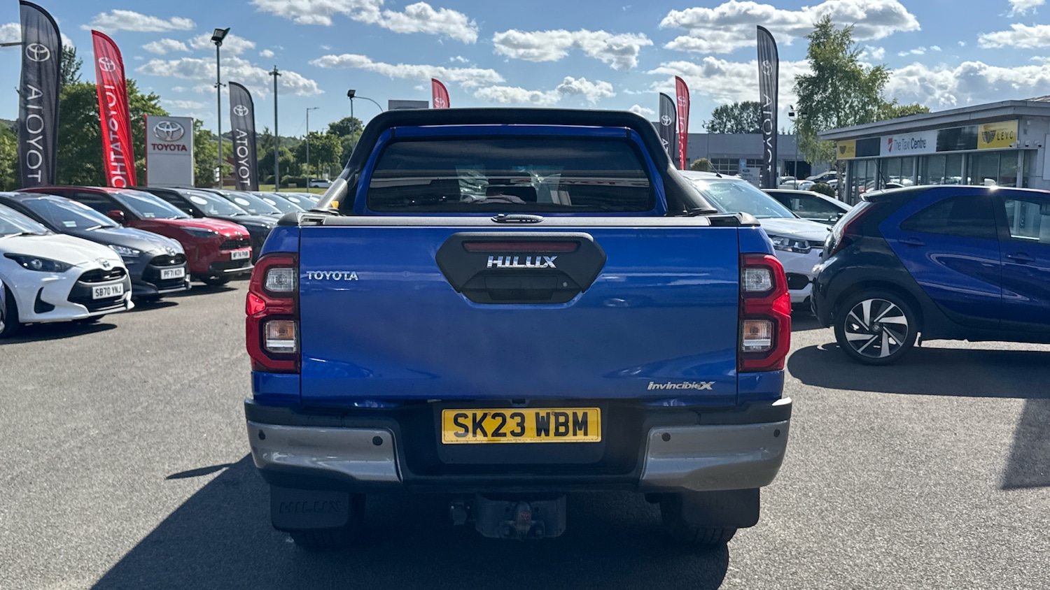 Used Toyota Hilux 2023 for sale - 76541729: Photo 19