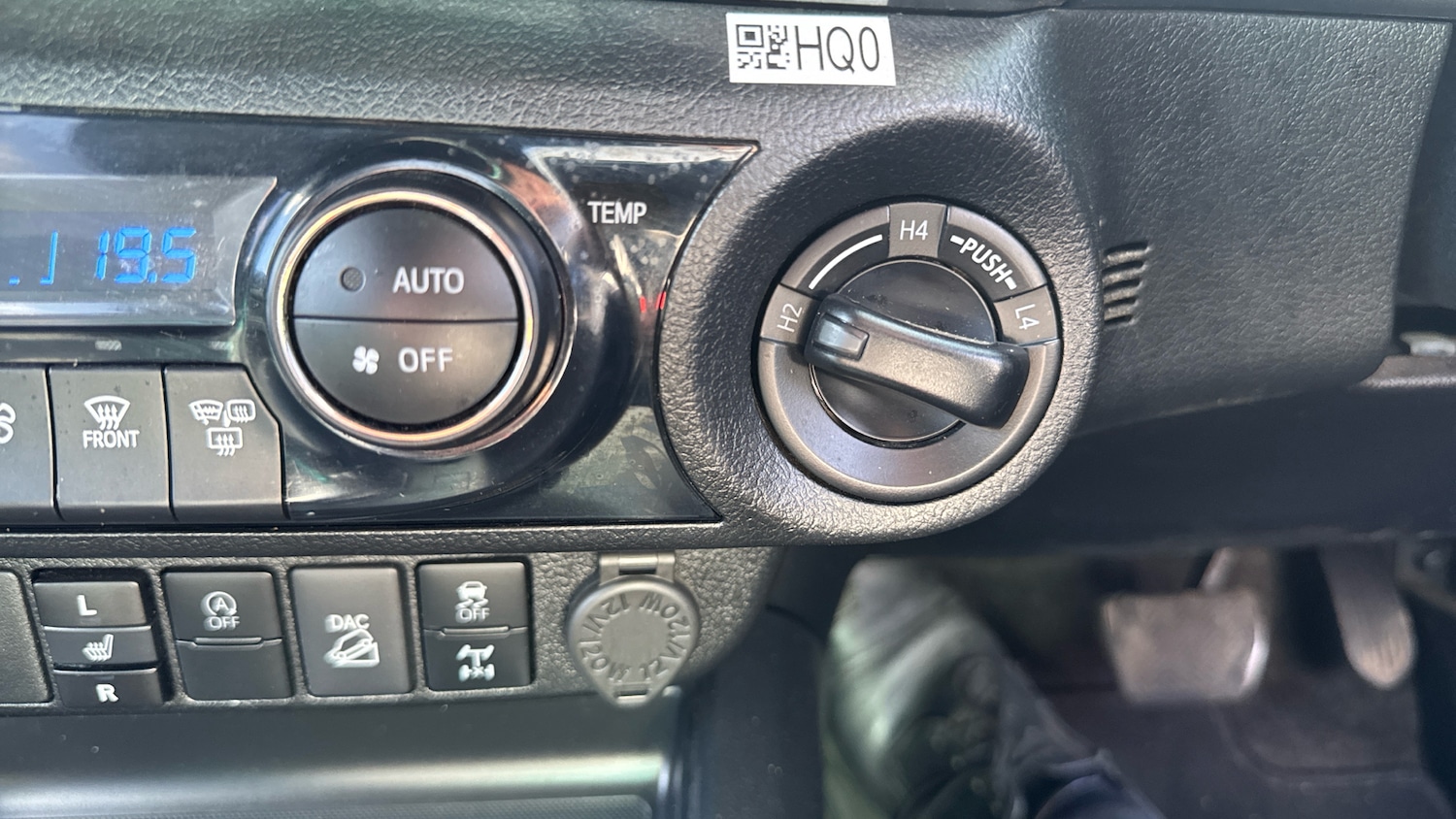 Used Toyota Hilux 2023 for sale - 76541729: Photo 29