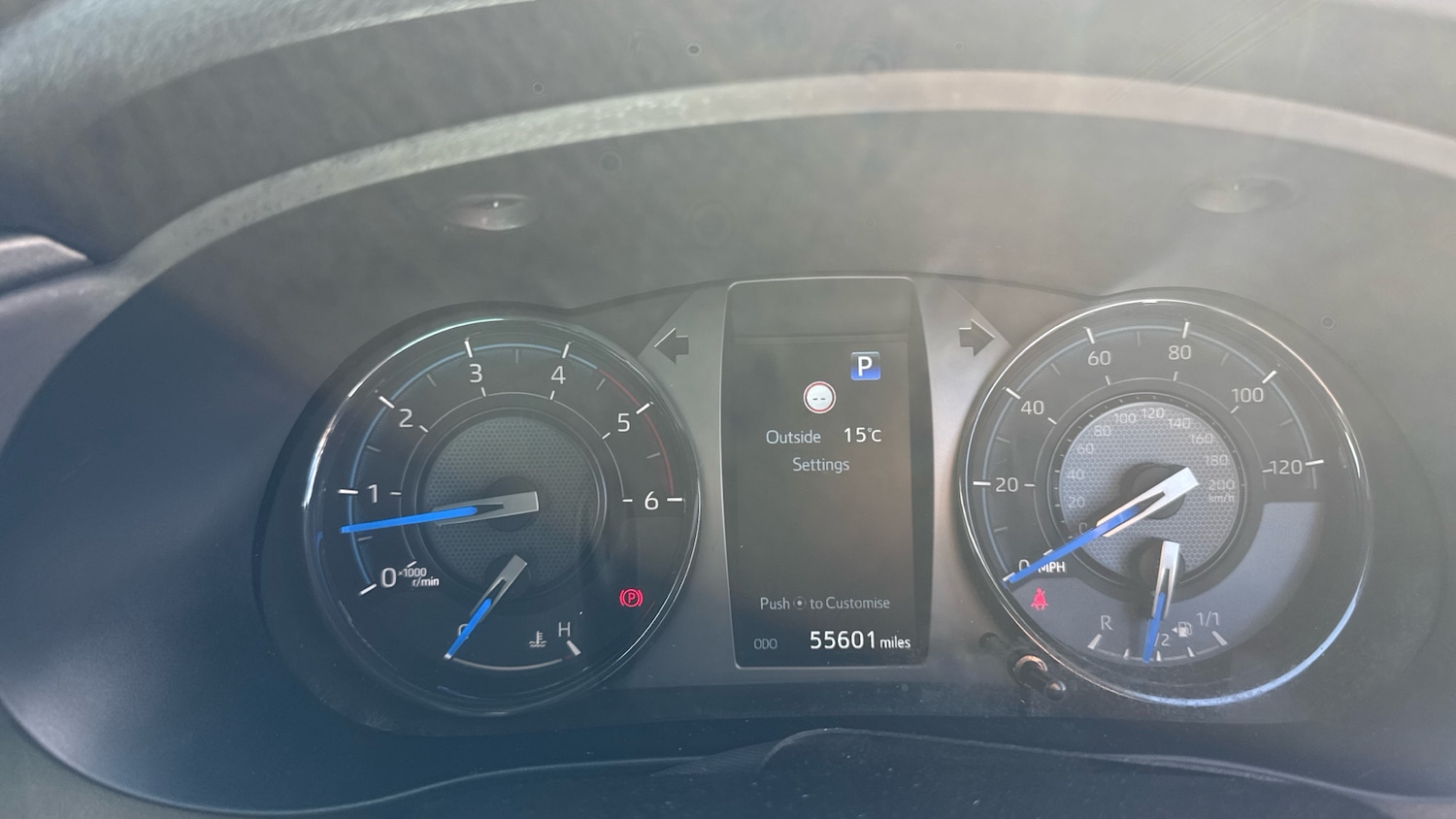 Used Toyota Hilux 2023 for sale - 76541729: Photo 9