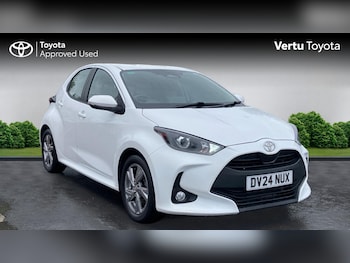 Used Toyota Yaris 2024 for sale - 79385828: Photo