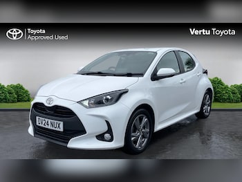 Used Toyota Yaris 2024 for sale - 79385828: Photo