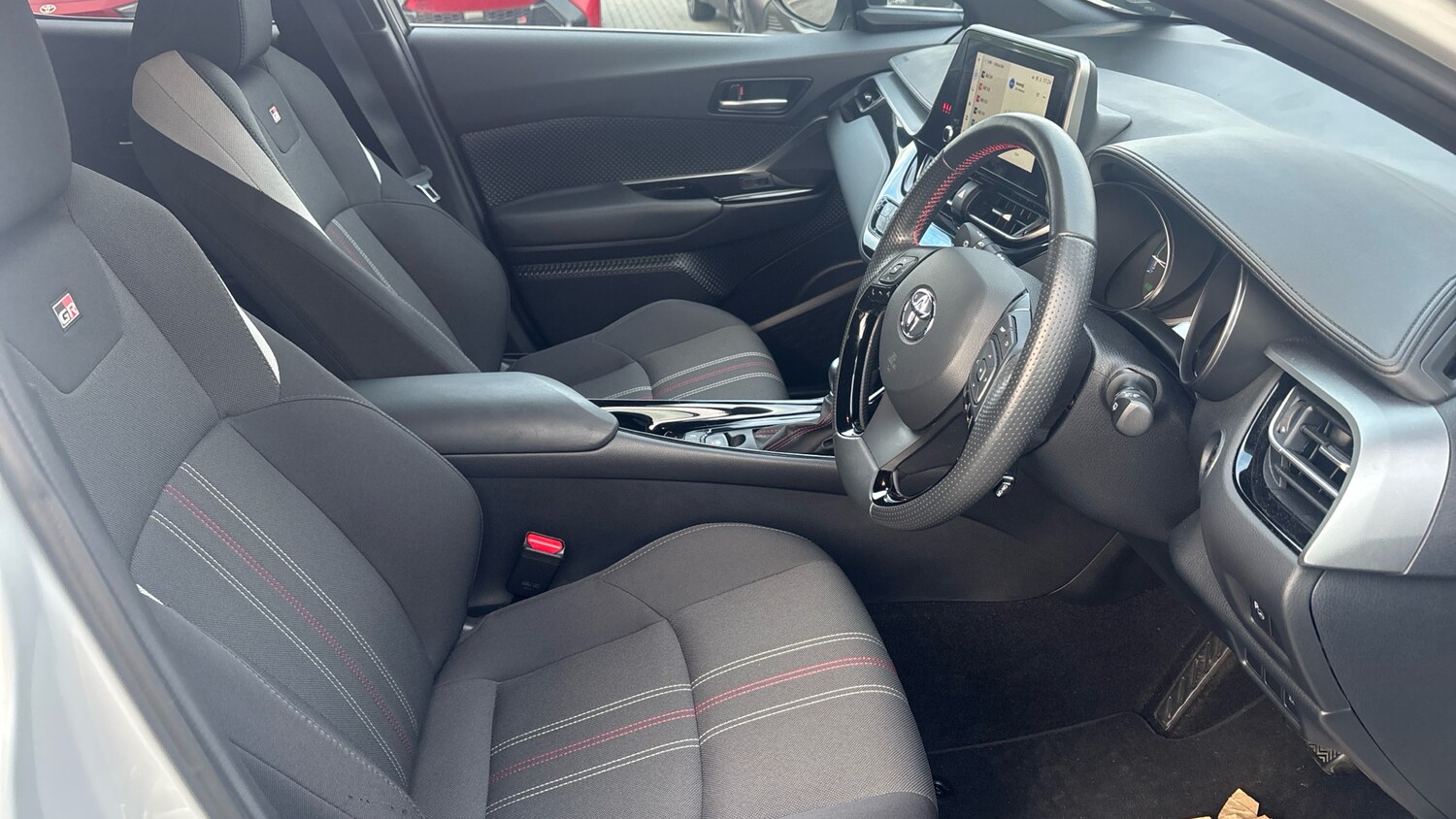 Used Toyota C-HR 2023 for sale - 76159935: Photo 11