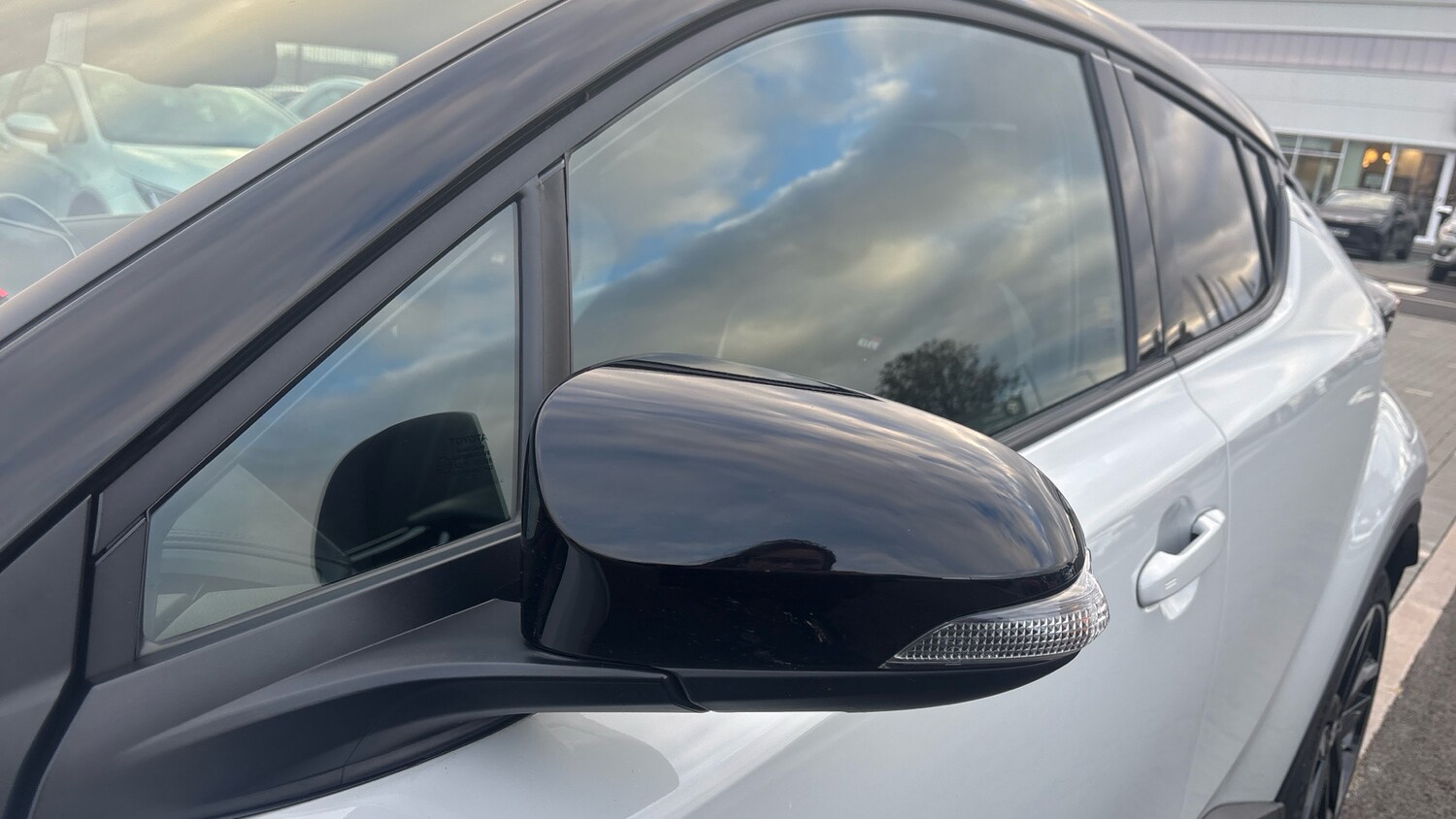 Used Toyota C-HR 2023 for sale - 76159935: Photo 38