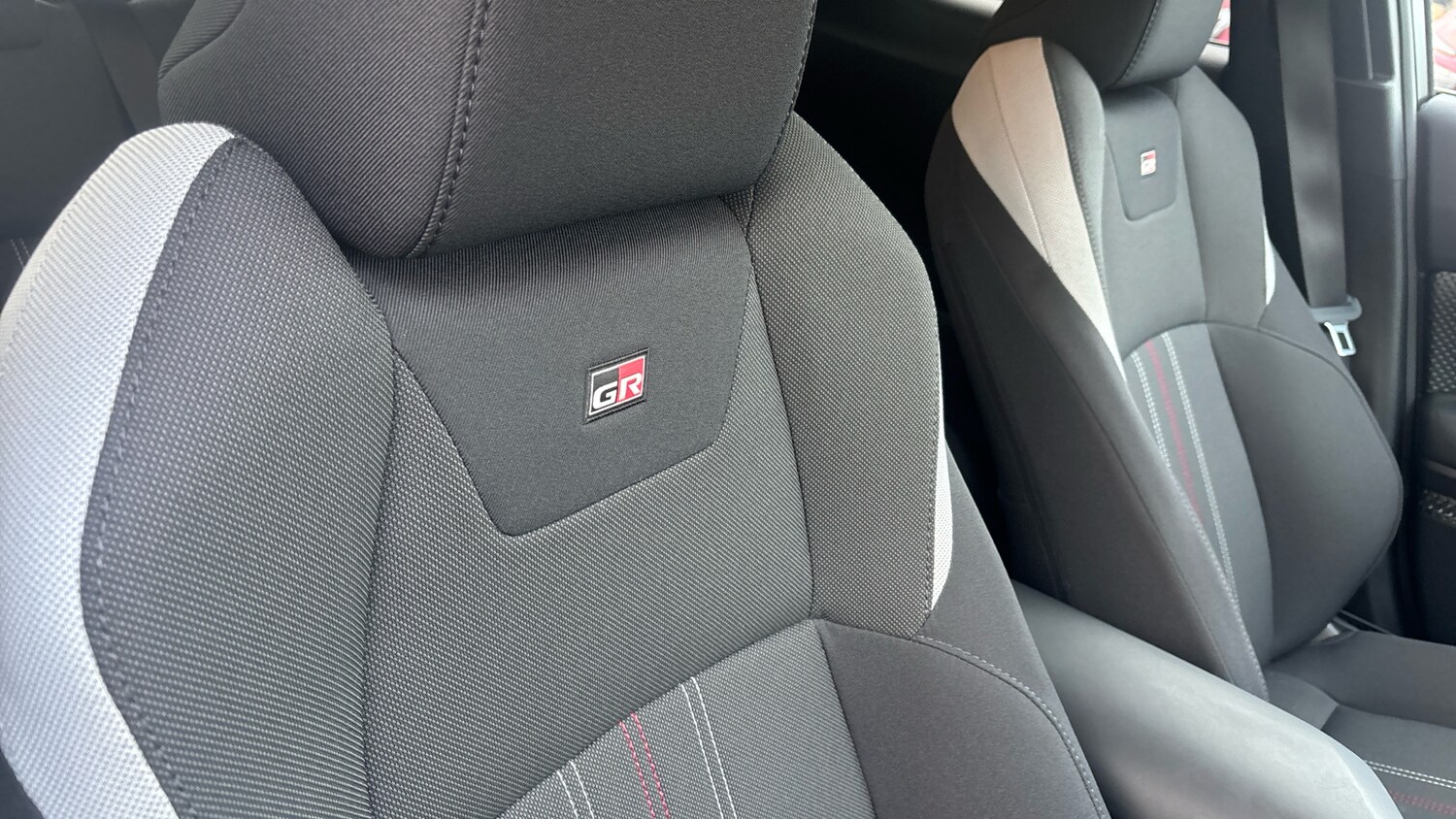 Used Toyota C-HR 2023 for sale - 76159935: Photo 49