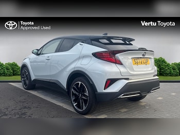 Used Toyota C-HR 2023 for sale - 76159935: Photo