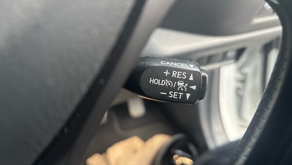 Used Toyota C-HR 2023 for sale - 76159935: Photo 50