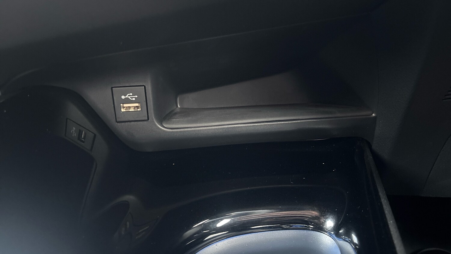 Used Toyota C-HR 2023 for sale - 76159935: Photo 57