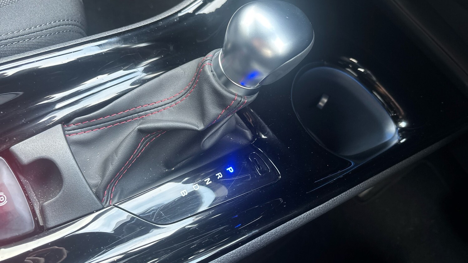 Used Toyota C-HR 2023 for sale - 76159935: Photo 59