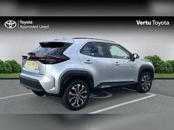 Used Toyota Yaris Cross 2023 for sale - 78078770: Photo