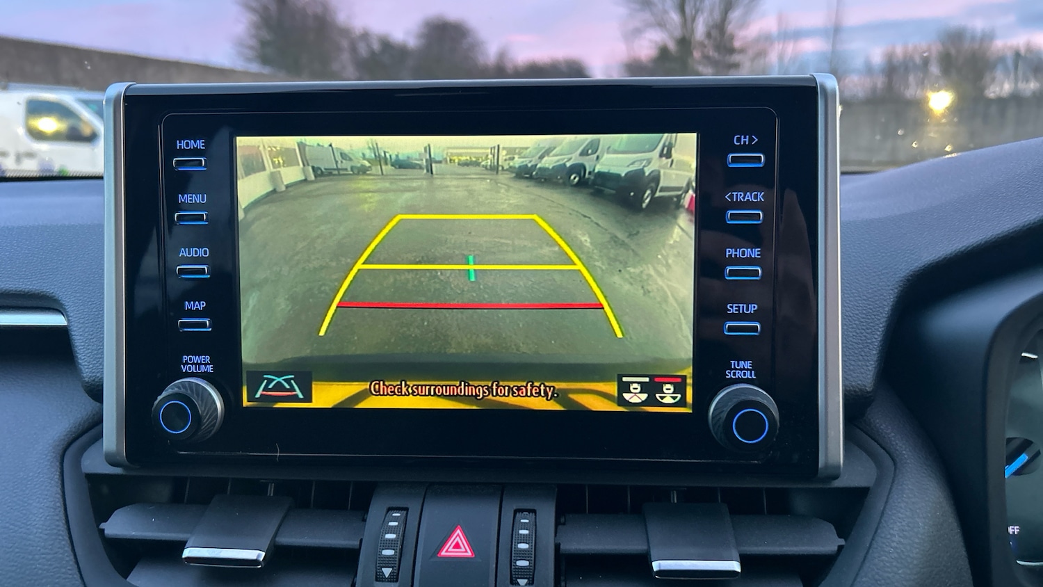 Used Toyota RAV4 2020 for sale - 77508326: Photo 24