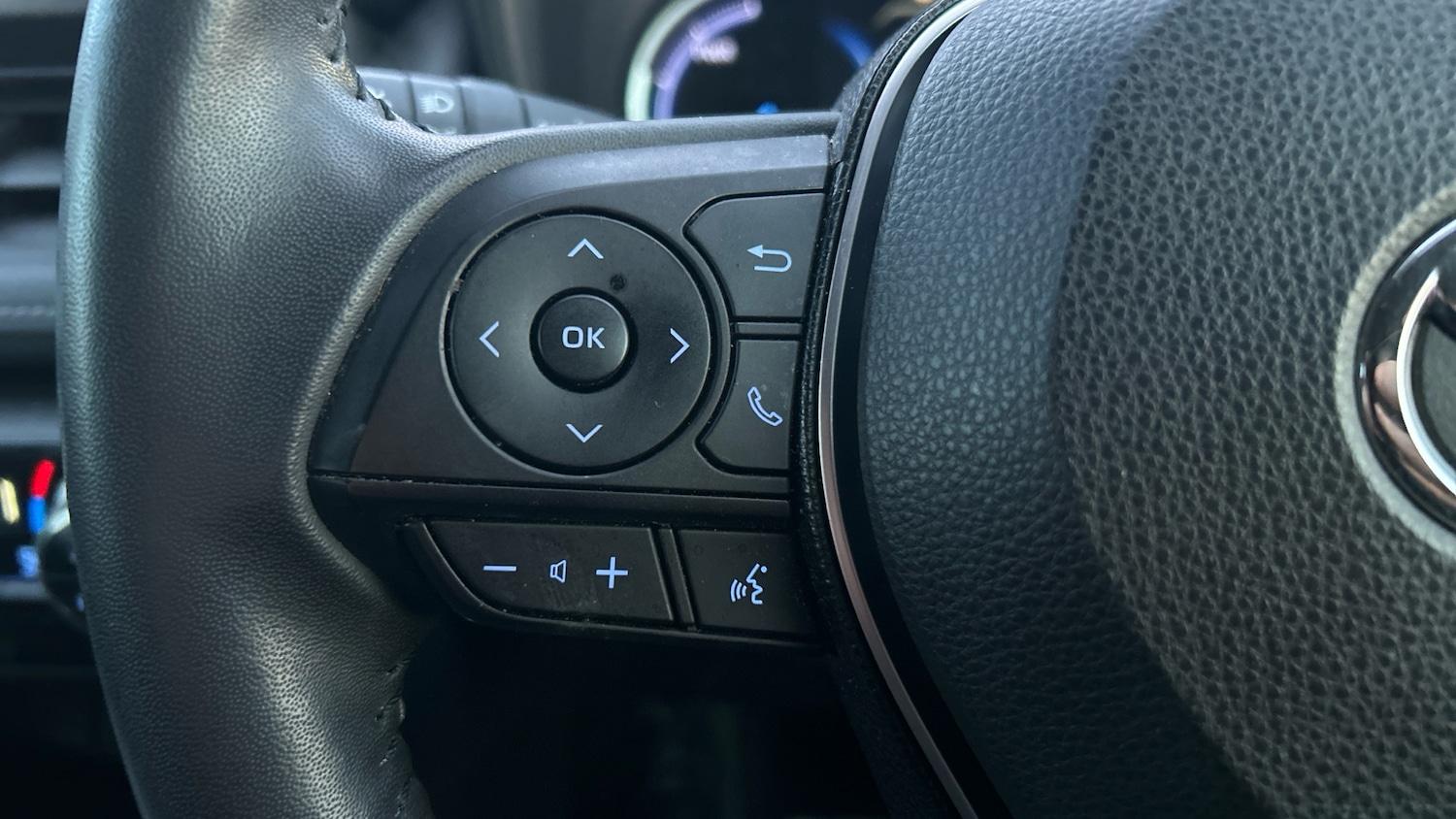 Used Toyota RAV4 2020 for sale - 77508326: Photo 29