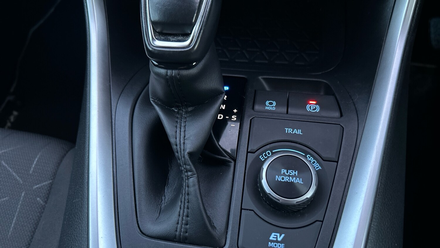 Used Toyota RAV4 2020 for sale - 77508326: Photo 34