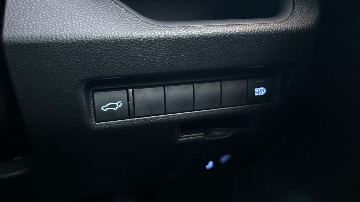 Used Toyota RAV4 2020 for sale - 77508326: Photo 45