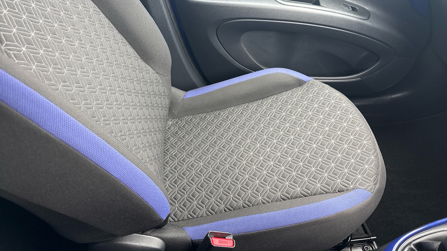 Used Toyota Aygo X 2024 for sale - 77918417: Photo 28