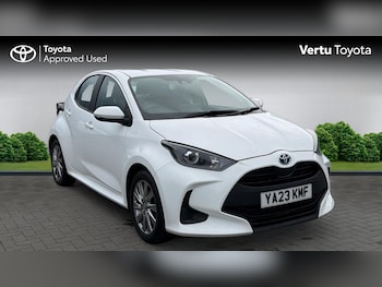 Used Toyota Yaris 2023 for sale - 79098944: Photo