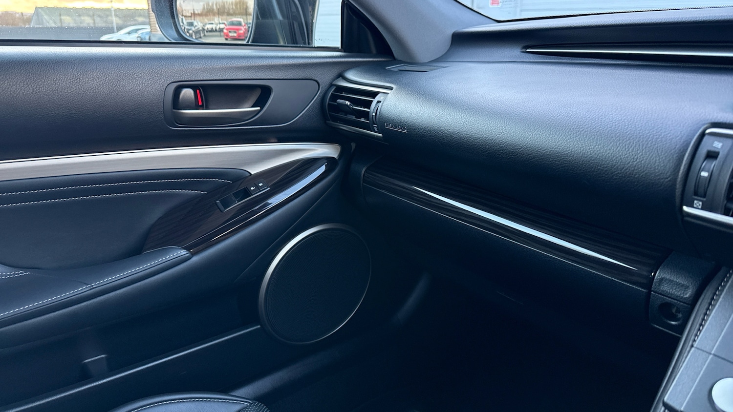 Used Lexus RC 2016 for sale - 77124979: Photo 31