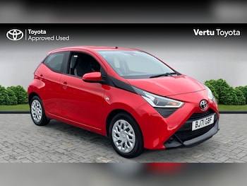 2021 (71) - 1.0 VVT-i X-Play TSS 5dr Petrol Hatchback