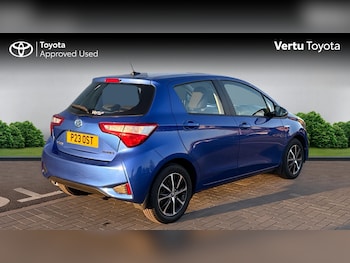 Used Toyota Yaris 2018 for sale - 77001762: Photo